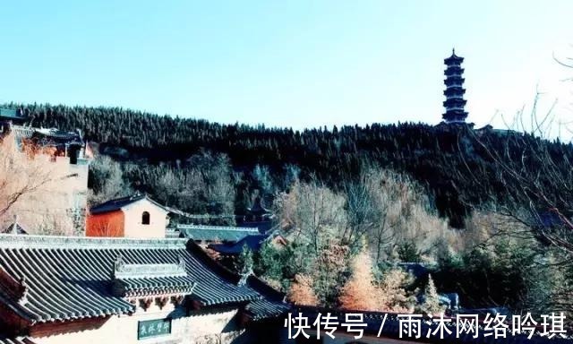 皇城|他深受康熙器重却“以下犯上”，在老家盖了一个“故宫”！