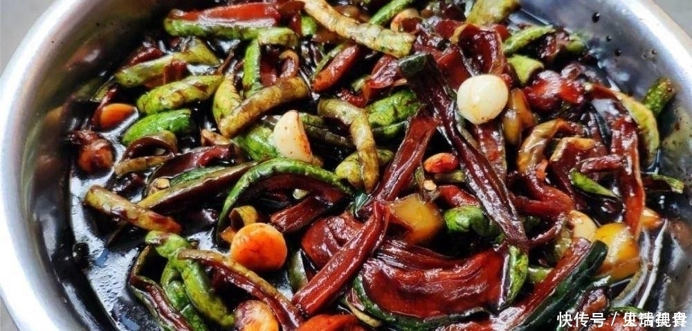 黄瓜|家里老人珍藏百年的腌黄瓜秘方,一次腌20斤,嘎嘣脆,咸香特好吃