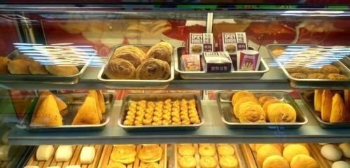 买面包时,聪明人会避开这5种,没营养还费钱,很多家长还在买