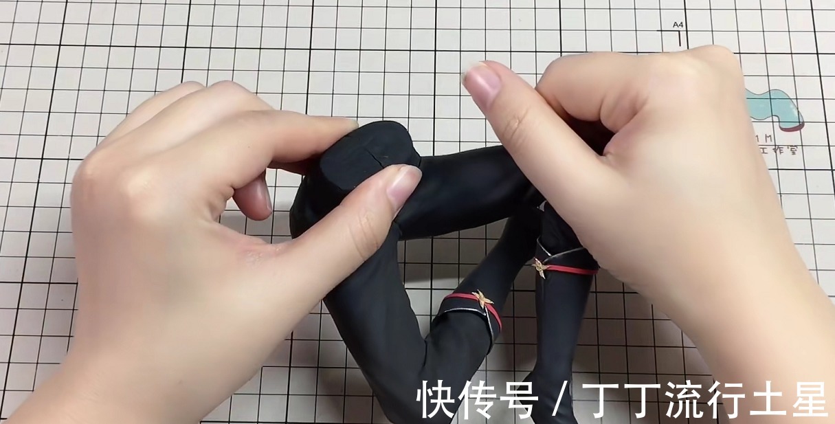 魔尊要抱抱|大佬用“泥巴”捏出漫画版花城,手艺分女娲娘娘一半可好