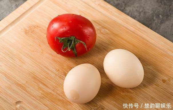 东西|西红柿炒鸡蛋顺序不能错,还要多加3样东西,做出来才会鲜美多汁