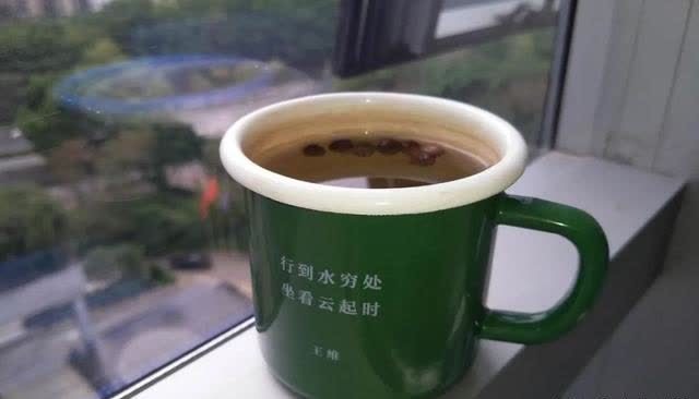 赠孟浩然|是采菊东篱,还是坐看云起?