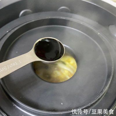  冰箱里|只要掌握好比例，番茄剪刀面就能一次成功