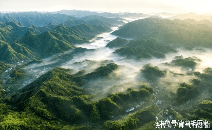 中国三省交界处有一座大山 长380公里美景太多名闻四海