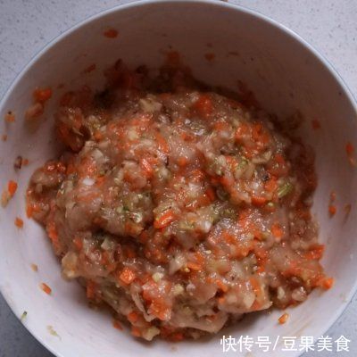 从小吃西红柿鸡肉丸长大的我,谁敢说我这做法不正宗