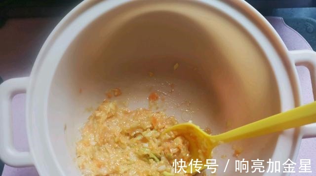 宝宝食谱超美味鸡肉卷,香酥可口,您值得拥有!