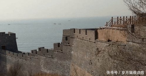 一个英国人发明的材料，法国人改进后畅销世界，中国年消耗23亿吨