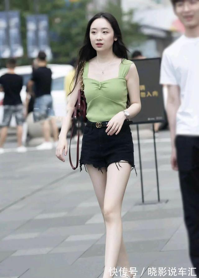 短裤|穿短裤有何细节?除了款式还讲究搭配,这样才会美得惊艳时光!