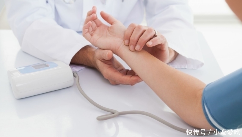 男人长期“滴酒不沾”,身体或许会发生这些变化?