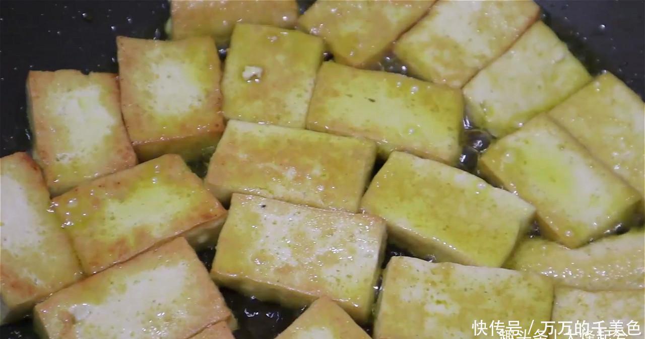 真香|香菇炖豆腐越炖越好吃,出锅满屋飘香,吃着比红烧肉还过瘾,真香