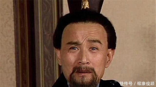 皇帝|皇帝下旨要诛杀将军,军师说了5个字,将军成为皇帝!