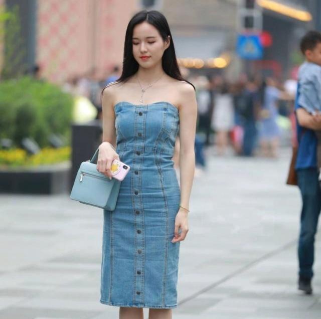 女生 为什么男人更喜欢微胖女生看着几点就知道了,穿衣更占优势!