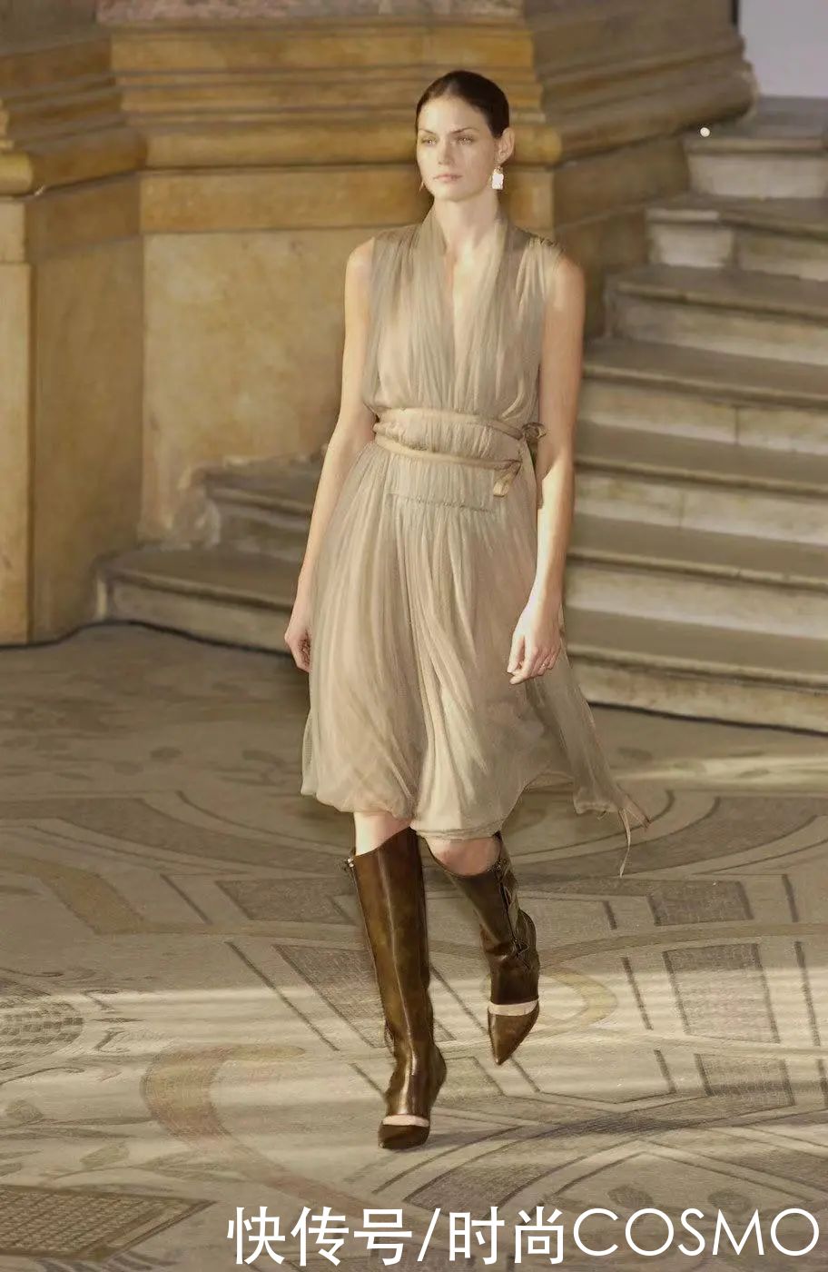 时髦办 |Alber Elbaz走了，他曾说“不尊重女性，作品就会失去灵魂”\＂,\＂i10\＂:\＂时髦办