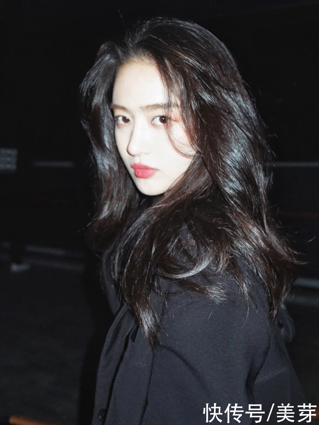 女生最显老的1种发型，你可千万别剪