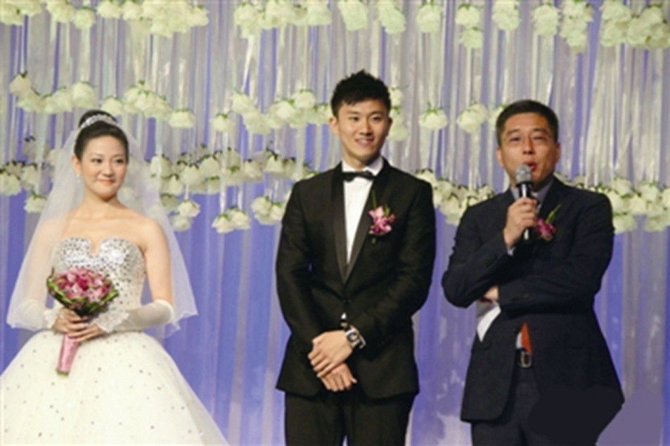 孙祥|中国男足“富豪娇妻”排行榜:一个比一个有钱,一个比一个漂亮
