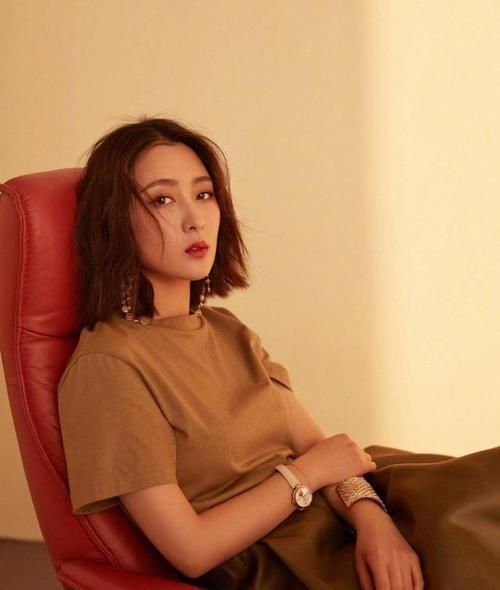 女人40岁后，别乱烫发这3种'短发'不仅减龄，还特别好看