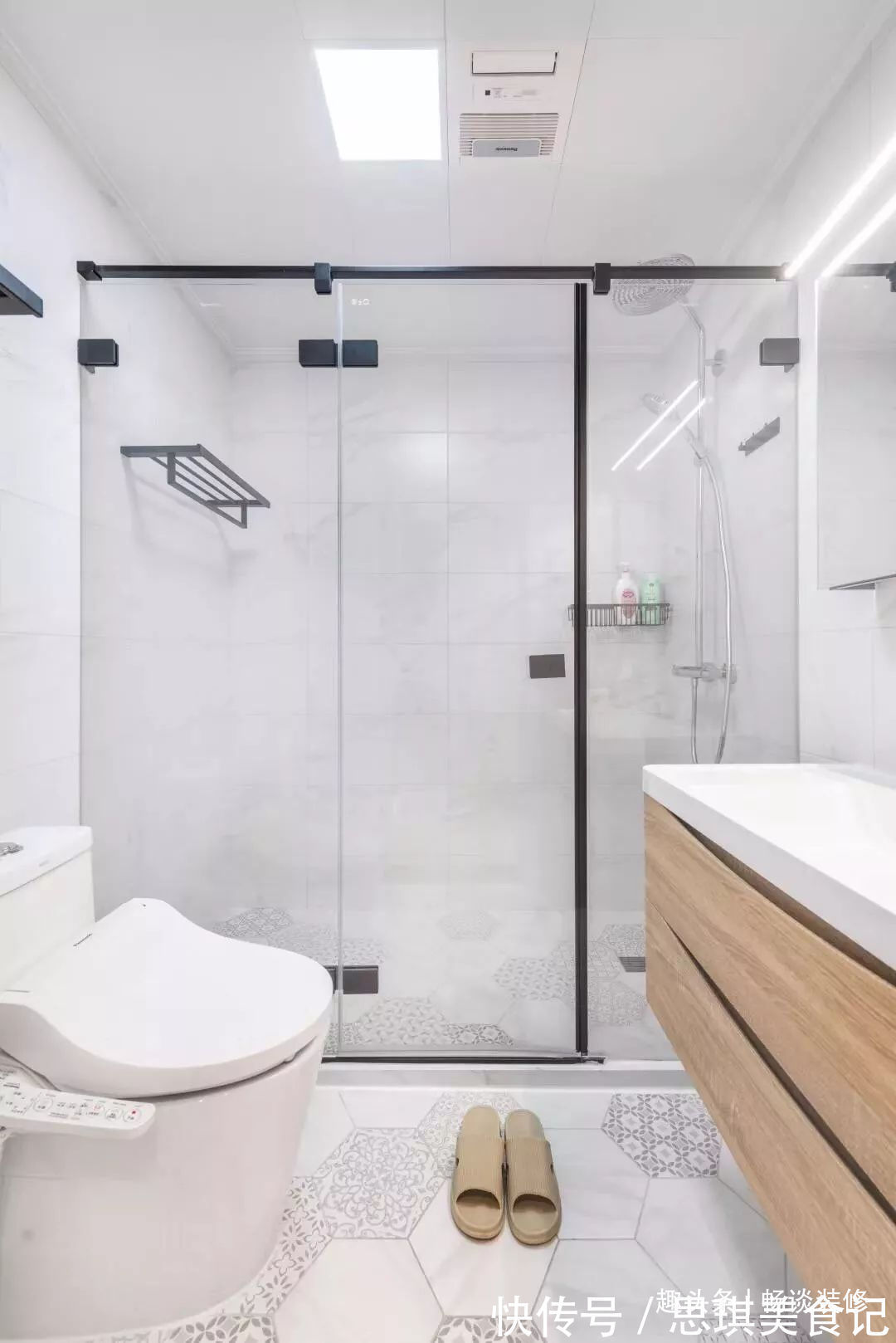 钢化玻璃|卫生间装修,这几样千万不要买贵了,“穷装”反而更实用,超值