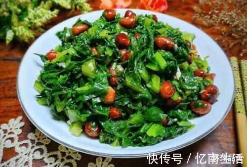 辣椒油|花生米和它是绝配,简单拌一拌,美味下饭,营养极高,不懂太可惜