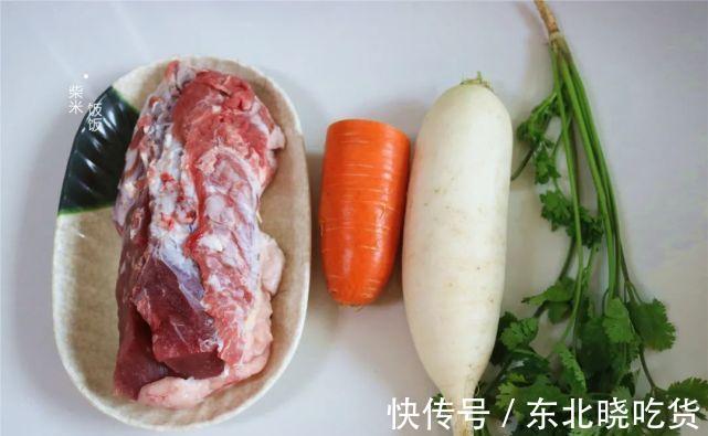 羊肉别总炖汤了,试试这个做法,鲜香又滋补,现在吃最合适