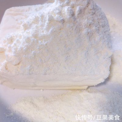 波兰种火龙果蔓越莓乳酪欧包