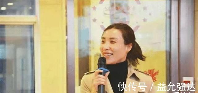陈小英|陈小英：把申通146亿卖给马云，衣锦还乡后，又靠雨伞再挣百亿