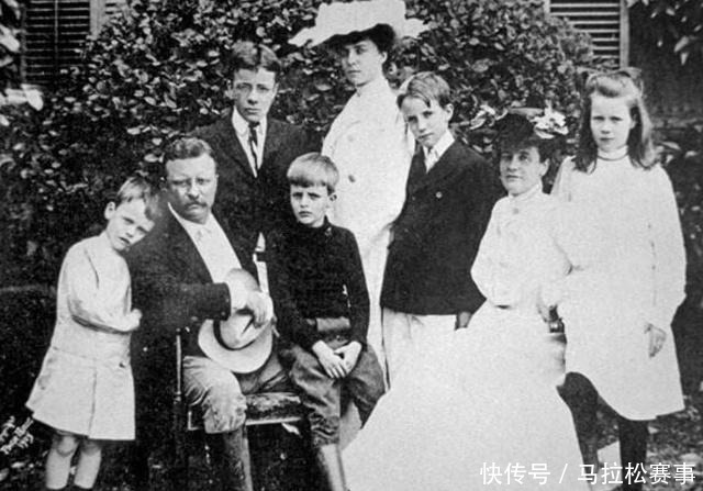 名义|美国历史上最显赫的四大家族，以家族的名义，改变美国的历史！