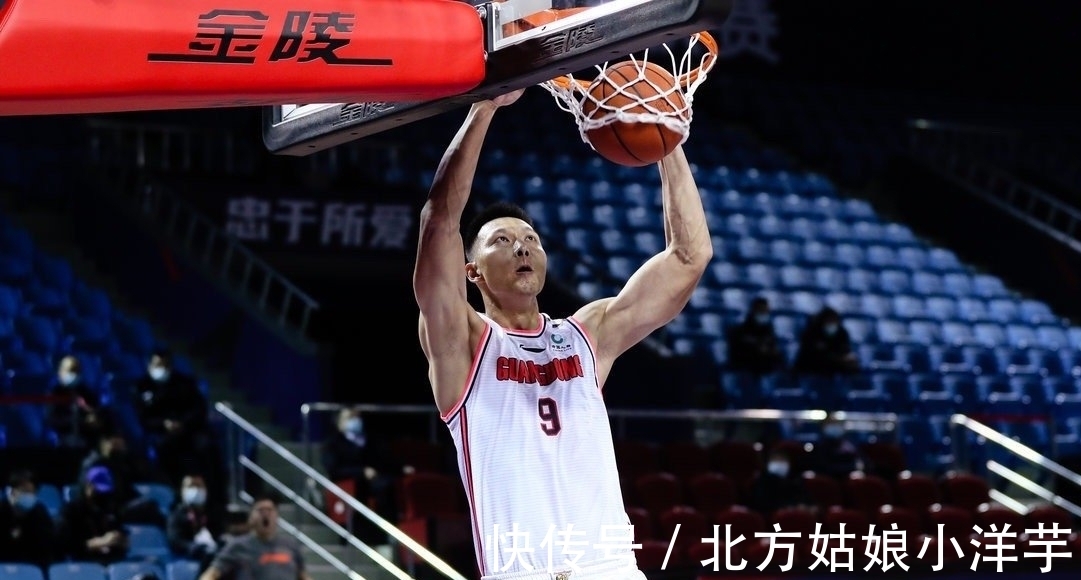篮板|22岁的张公子与34岁的阿联数据全面对比,张镇麟仍需继续努力