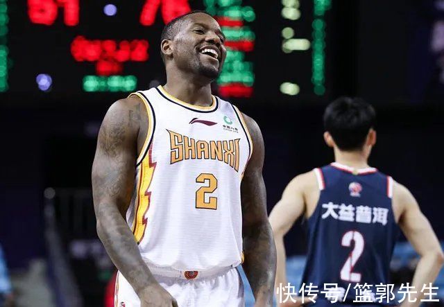 库里|7记三分！8记三分！连灭辽宁广东，原帅变身为CBA版库里了