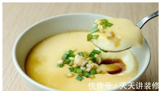 蛋液|在家蒸鸡蛋时,千万不要加水就蒸,学会几个技巧,鸡蛋嫩滑无气孔