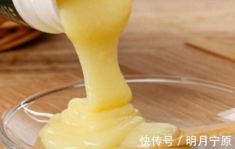 女性|雌激素分泌“旺”的女性,一般有4个表现,若全有,那就偷着乐吧