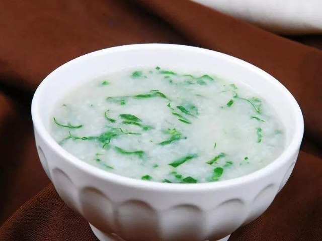 减肥瘦身|女人晚饭不吃米常吃4种食物,减肥如“开挂”,早起拉黑臭宿便