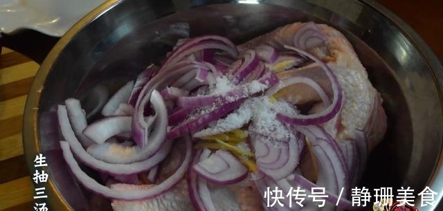 美食坊|电饭煲洋葱焖鸡最好吃的做法,简单美味又下饭,看看你喜欢吃不?