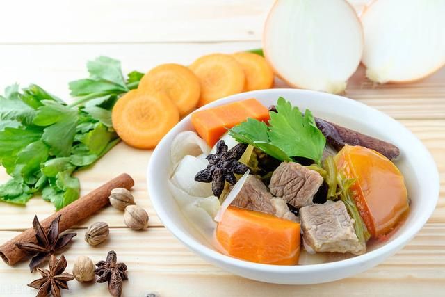 李护士|糖尿病12年，一直吃降糖药，被确诊为肾衰竭！医生：她犯了3个错