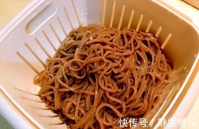 主食|减肥期间，我用它代替米饭当主食，坚持了一个星期，瘦了4斤