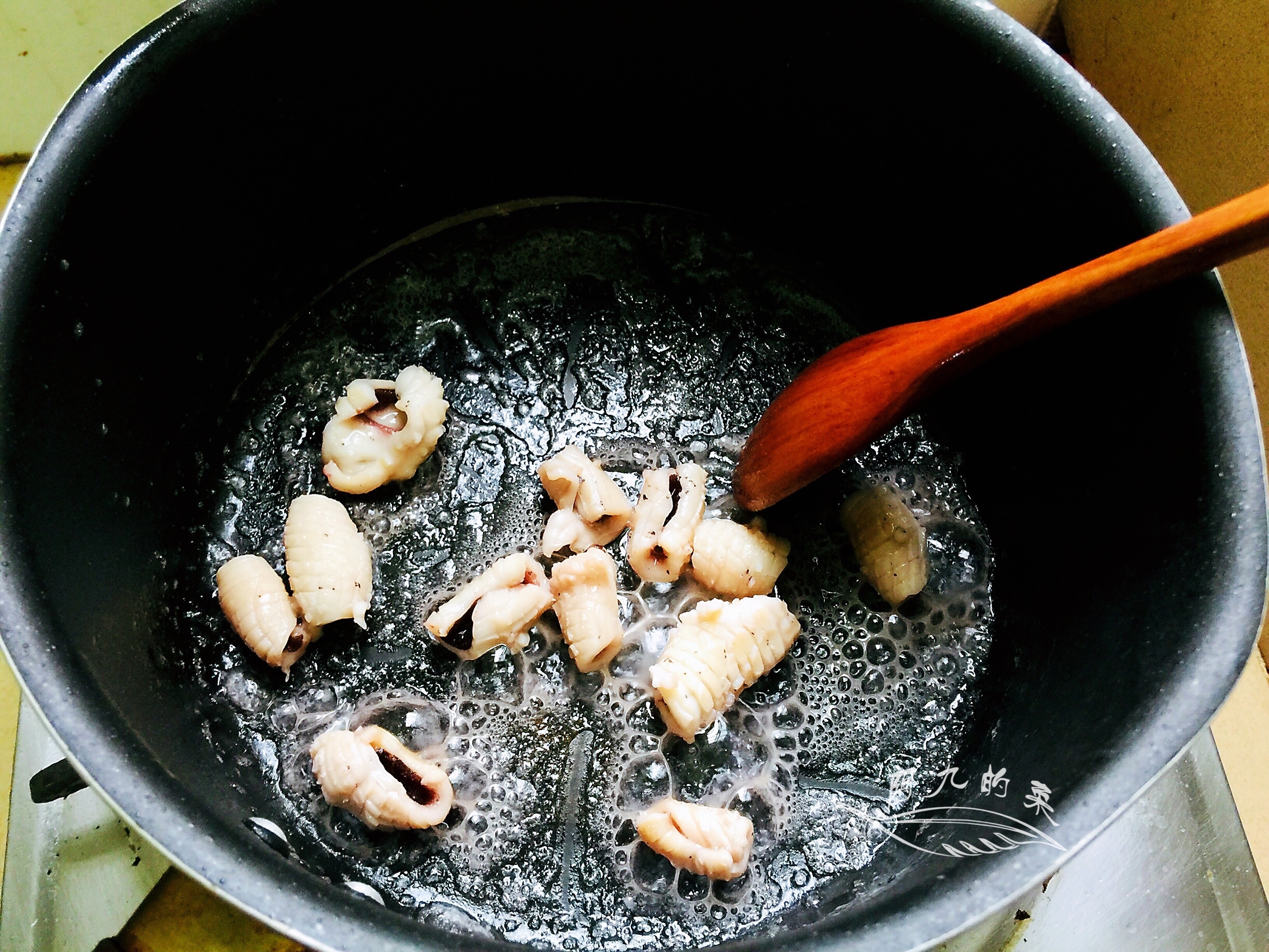 墨鱼|入秋后多喝汤水,1道适合女人常喝的家常靓汤,助你赶走秋燥