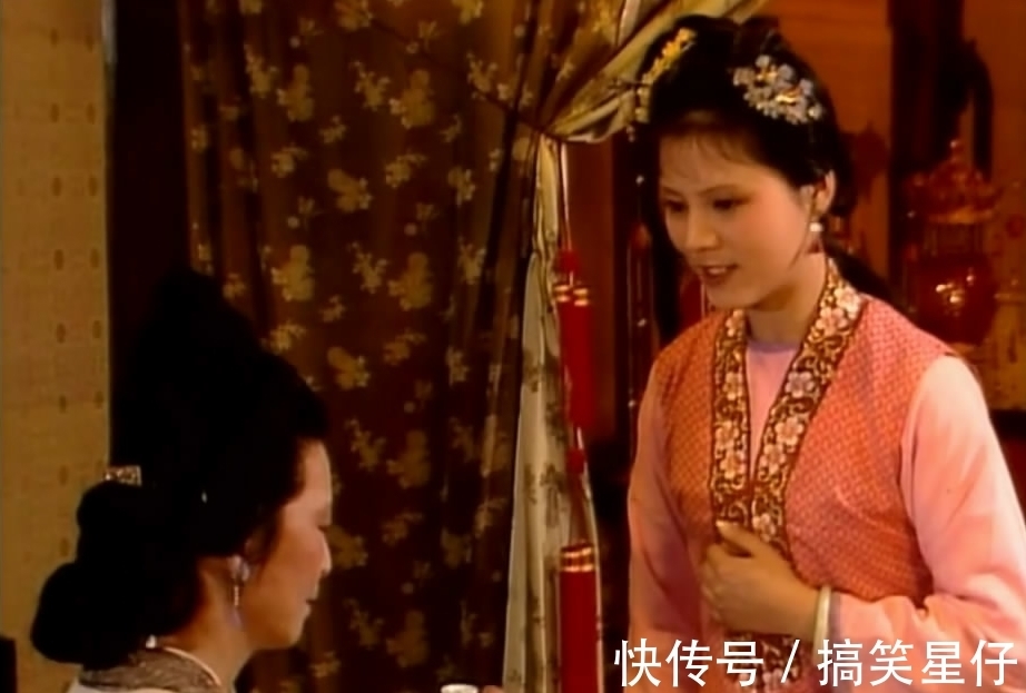 王夫人|薛宝钗为何不容花袭人？关键在于她们的第一次交流！