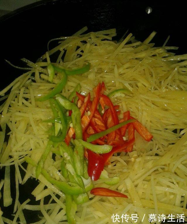 醋溜土豆丝的家常做法 营养丰富又美味