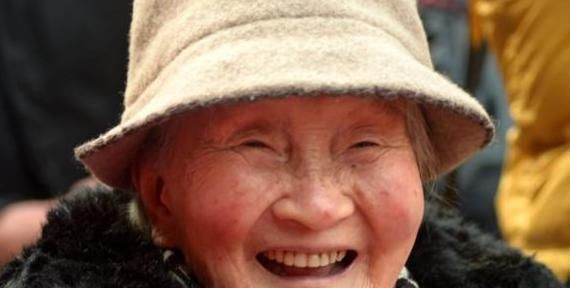 经验|“长寿很简单”,105老人说出经验只需做好4事,控制1事