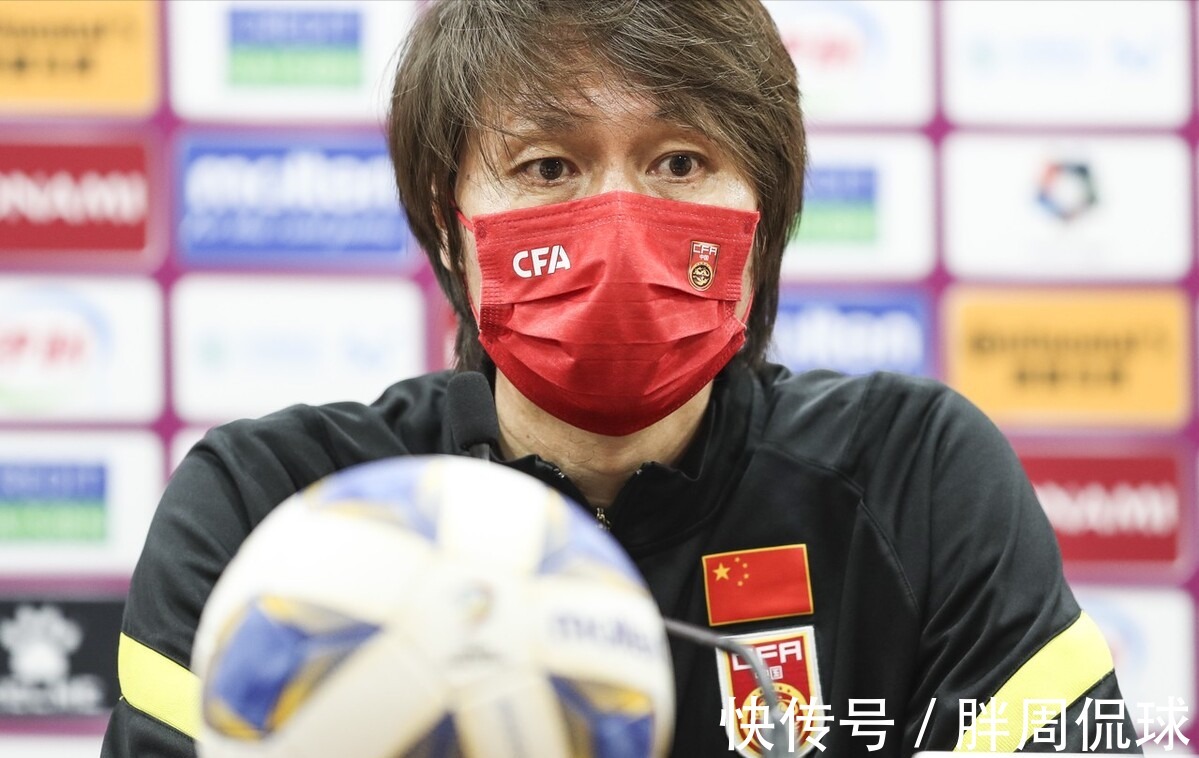 主教练|时隔7天,黄健翔终于忍无可忍,7字回击李铁,国足主帅或被调查