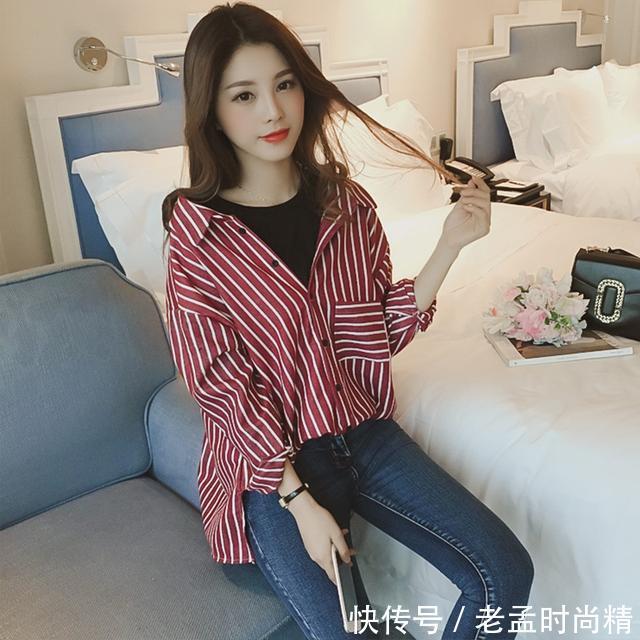 风衣 这时候应该穿什么上衣?这些很合适你