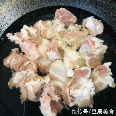 脾胃排骨|这道番茄排骨汤，我一年四季都想吃