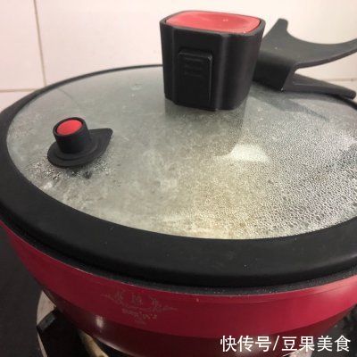 这道年夜饭必备家常红烧鲫鱼简单快手，超下饭