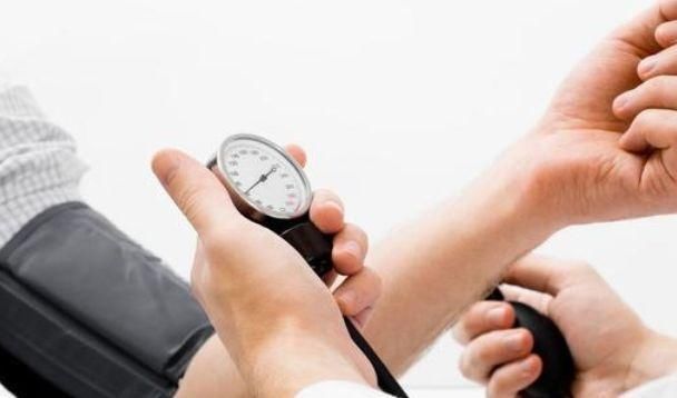 坚持一个月不喝酒,能给身体带来这3大“改观”,你感觉到了吗