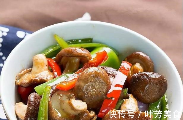 蚝油|美食推荐橙香鱼片、素蚝油香菇、三丝小凉拌、冬菇藕夹的做法