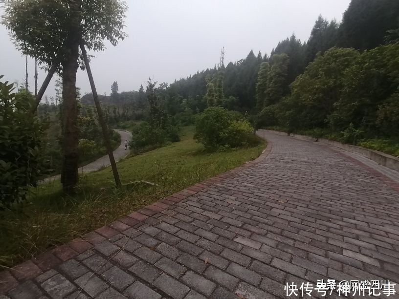 蓬安|逛游百牛赞歌广场，这里风景独好