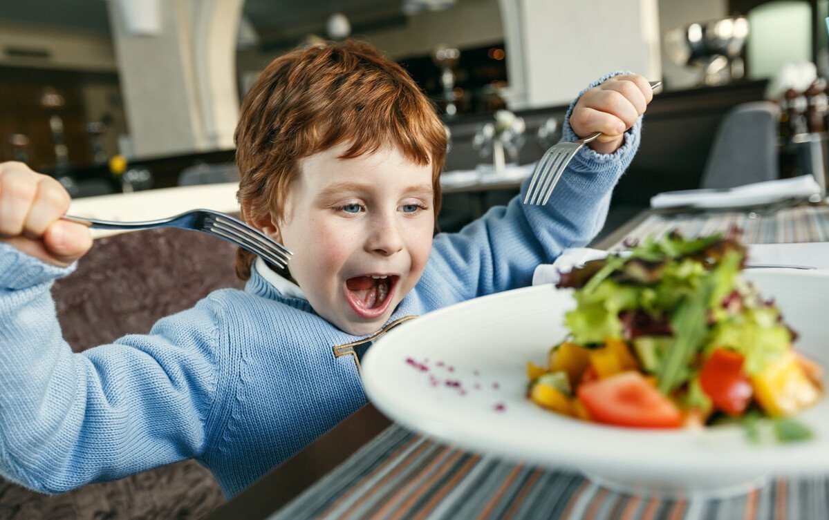 长高|2021年最新儿童身高标准表,能达标的孩子不容易,你家娃如何?