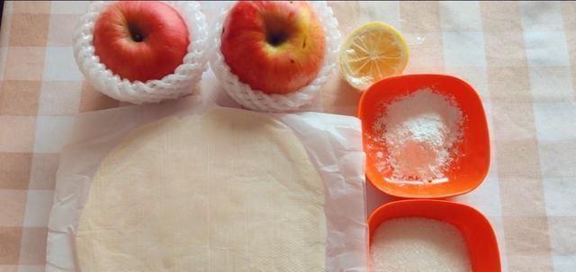 苹果派|宅在家里做一个香甜苹果派,简单又好吃,开启苹果新吃法