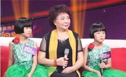 产妇|中国最高龄产妇盛海琳，60岁坚持生一对双胞胎女孩，现已失去笑容
