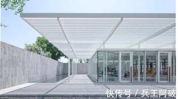 齐白石#普罗理想国：「世纪丹青——中国近现代名家作品展」启幕