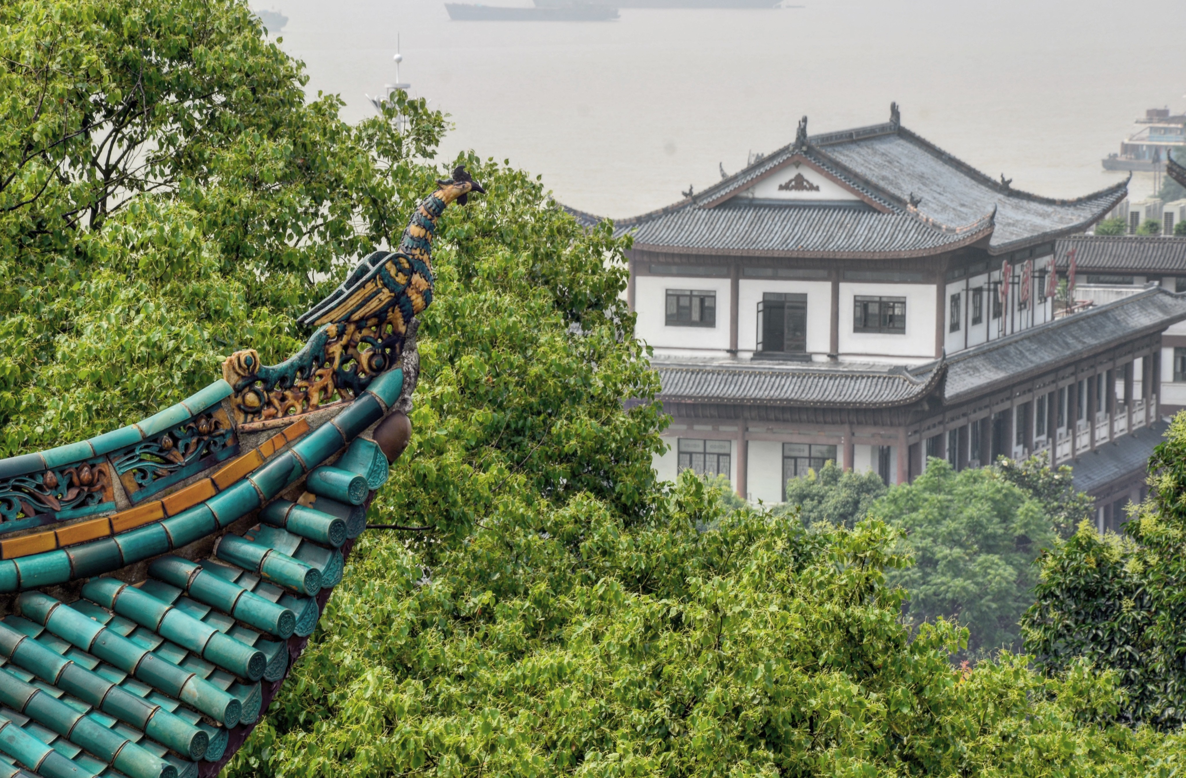 木质|三大名楼中唯一木质结构建筑,为鲁肃对抗关羽所建,小乔就葬于此